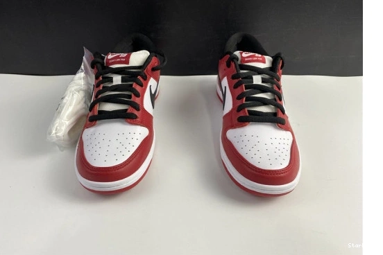 Dunk Low Nike J-Pack BQ6817-600 Chicago SB 0128